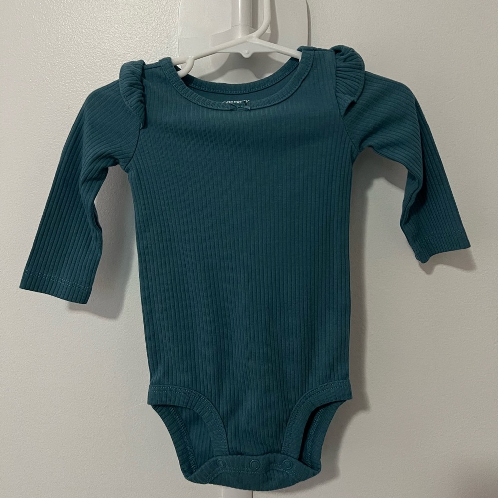 Carters long sleeve onesies (2)